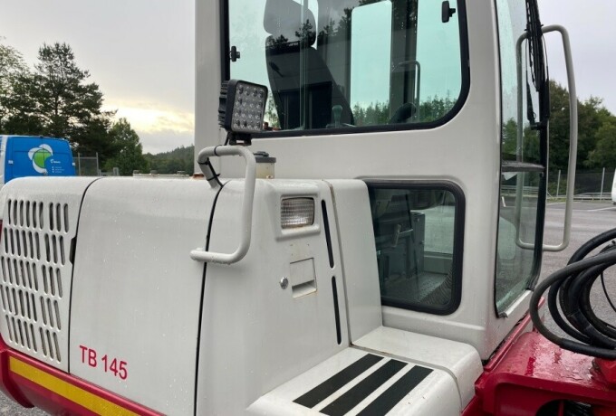 2006-minigraver-gravemaskin-takeuchi-tb145-big-8