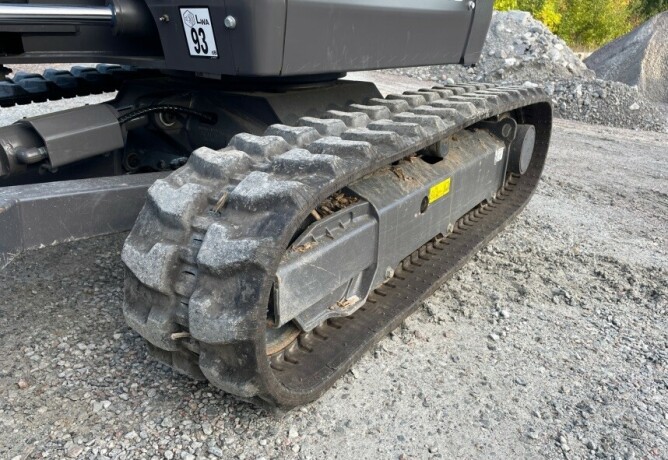minigraver-gravemaskin-volvo-ecr250-big-5