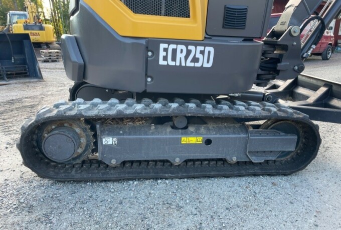 minigraver-gravemaskin-volvo-ecr250-big-15