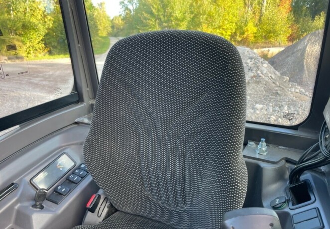 minigraver-gravemaskin-volvo-ecr250-big-17