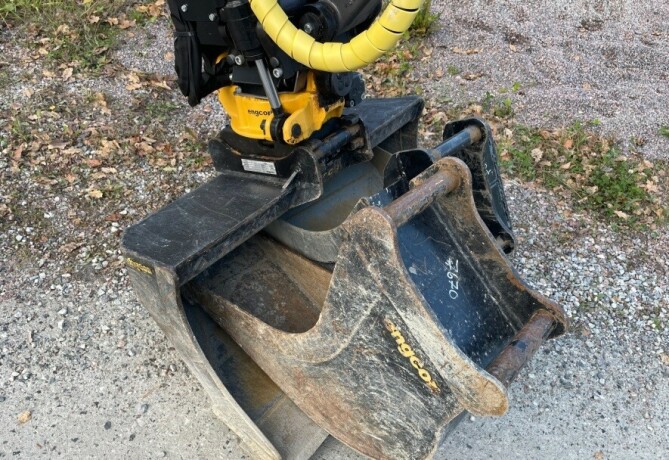 minigraver-gravemaskin-volvo-ecr250-big-11