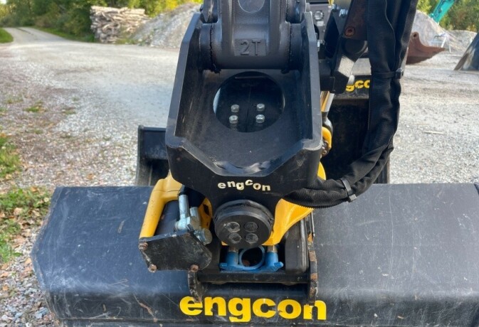 minigraver-gravemaskin-volvo-ecr250-big-10