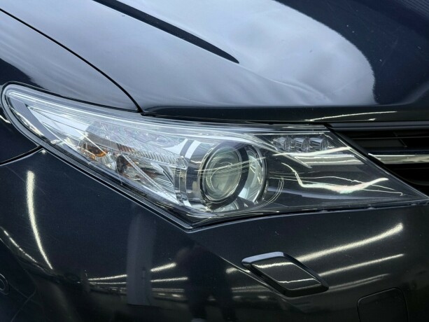 toyota-auris-bensin-2014-big-3