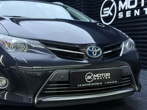 toyota-auris-bensin-2014-big-4