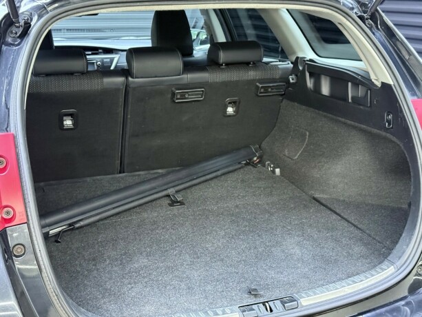 toyota-auris-bensin-2014-big-34