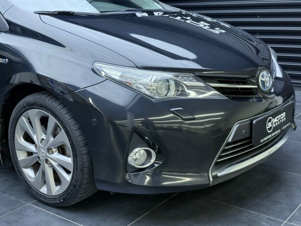 toyota-auris-bensin-2014-big-2