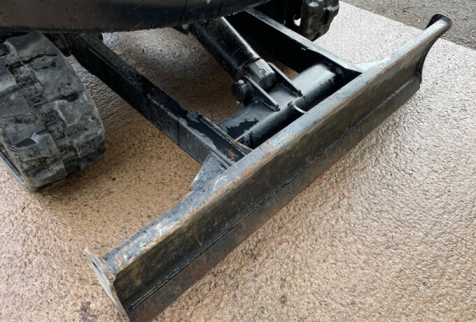 gravemaskin-jcb-8026-cts-big-5