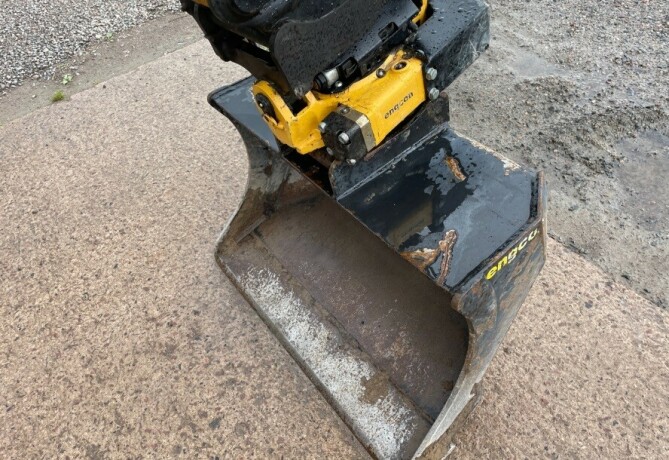 gravemaskin-jcb-8026-cts-big-8
