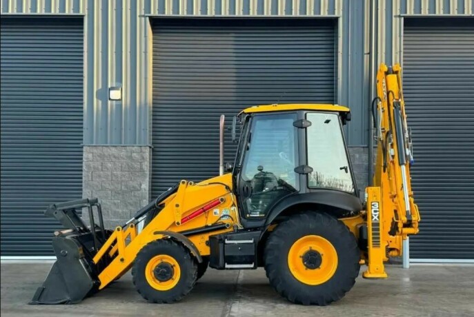 2023-jcb-3-cx-traktorgraver-gravemaskin-big-5