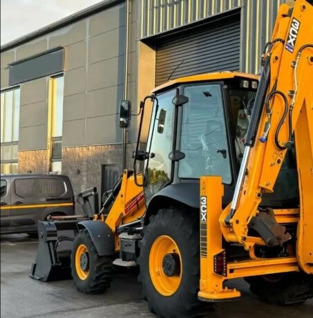 2023-jcb-3-cx-traktorgraver-gravemaskin-big-4