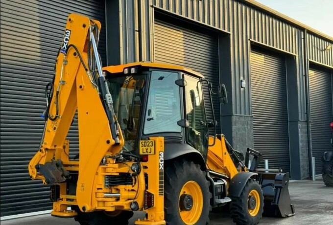 2023-jcb-3-cx-traktorgraver-gravemaskin-big-14