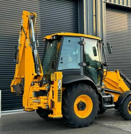 2023-jcb-3-cx-traktorgraver-gravemaskin-big-12