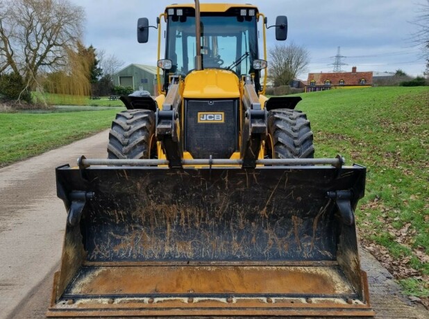 2022-jcb-4cx-pro-traktorgraver-gravemaskin-big-12
