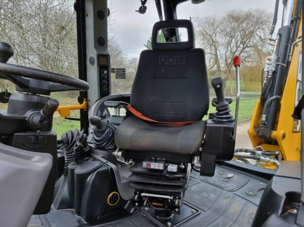 2022-jcb-4cx-pro-traktorgraver-gravemaskin-big-7
