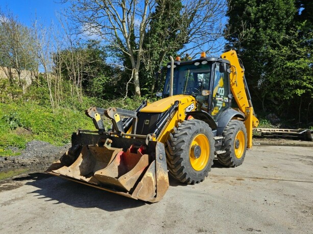 2018-jcb-4cx-traktorgraver-gravemaskin-big-13