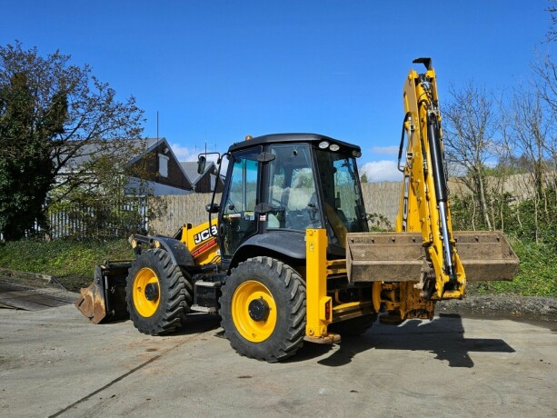 2018-jcb-4cx-traktorgraver-gravemaskin-big-3