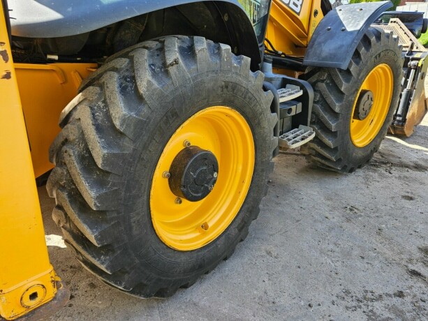 2018-jcb-4cx-traktorgraver-gravemaskin-big-5