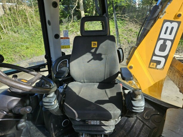 2018-jcb-4cx-traktorgraver-gravemaskin-big-12
