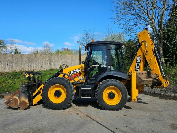 2018-jcb-4cx-traktorgraver-gravemaskin-big-2
