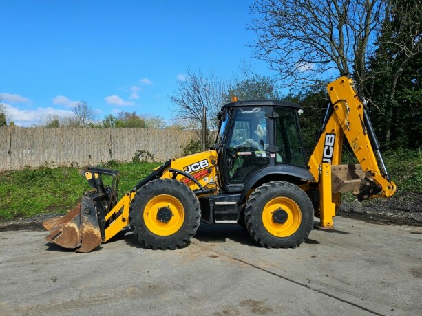 2018-jcb-4cx-traktorgraver-gravemaskin-big-1