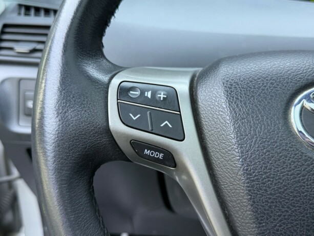 toyota-verso-diesel-2009-big-13