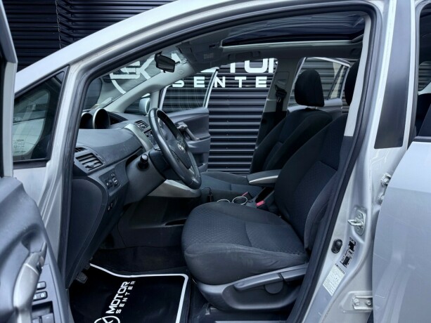 toyota-verso-diesel-2009-big-24