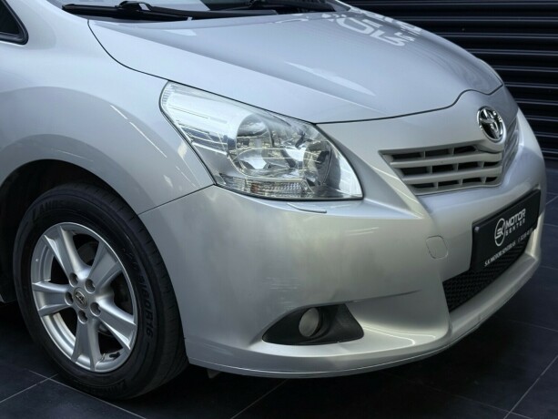 toyota-verso-diesel-2009-big-2