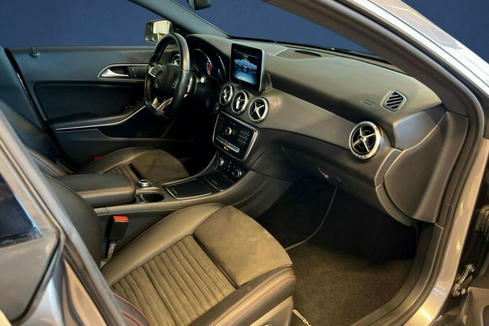 mercedes-benz-cla-bensin-2018-big-10