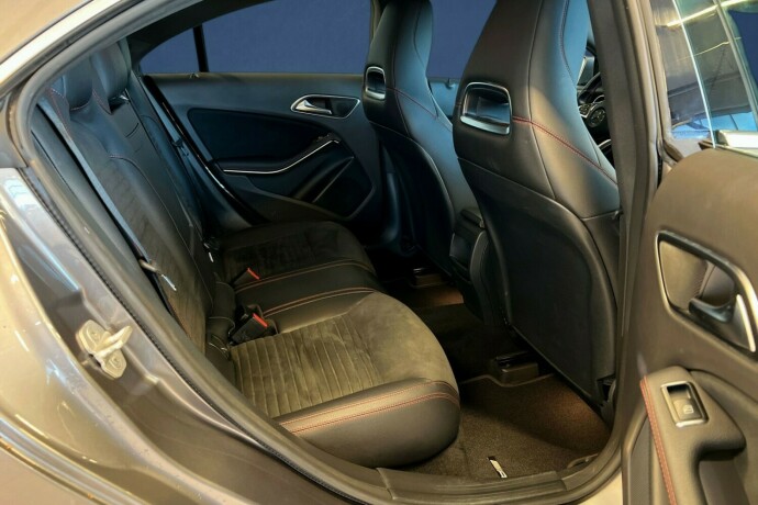 mercedes-benz-cla-bensin-2018-big-12