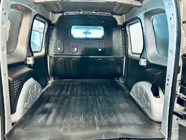 mercedes-benz-citan-diesel-2015-big-21