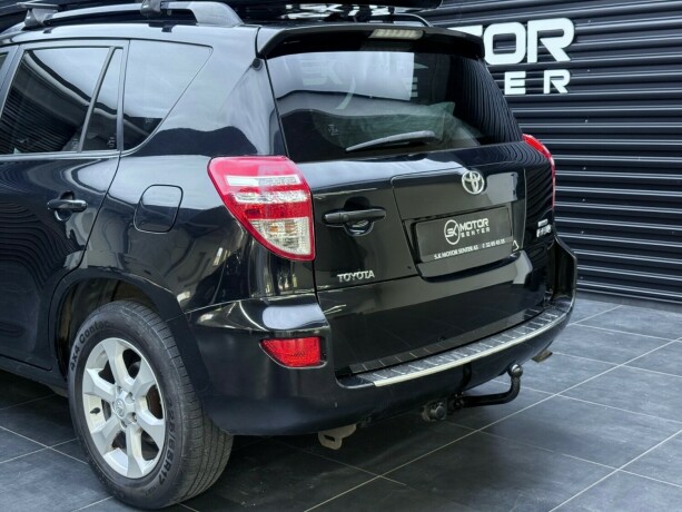 toyota-rav4-diesel-2011-big-5