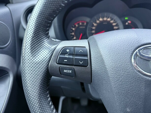 toyota-rav4-diesel-2011-big-12