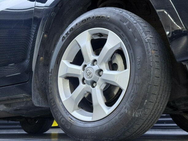 toyota-rav4-diesel-2011-big-6