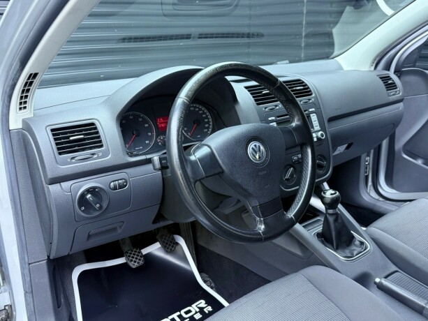 volkswagen-golf-bensin-2007-big-10