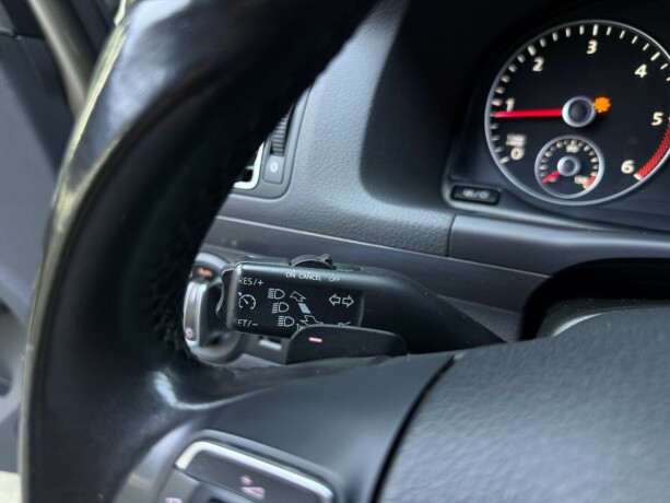 volkswagen-touran-diesel-2014-big-14