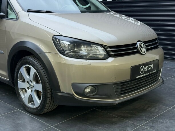 volkswagen-touran-diesel-2014-big-2