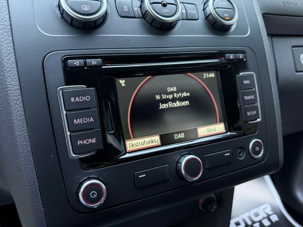 volkswagen-touran-diesel-2014-big-17