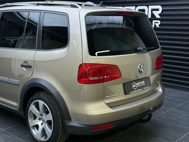 volkswagen-touran-diesel-2014-big-5