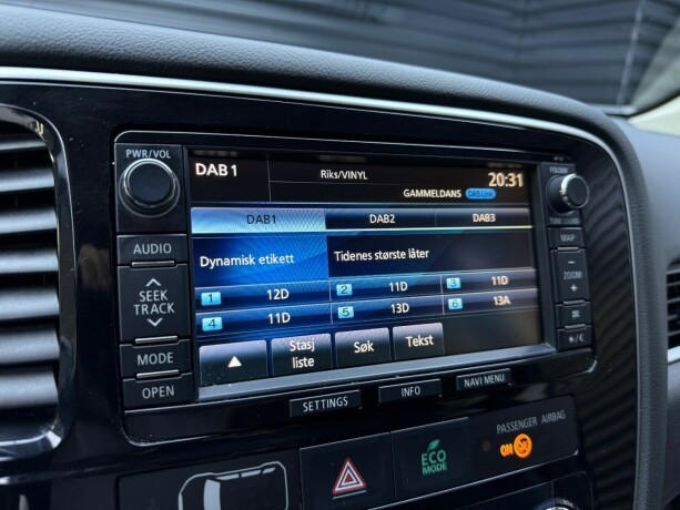 mitsubishi-outlander-elektrisitetbensin-2014-big-19