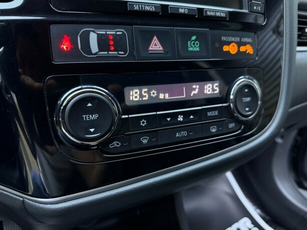 mitsubishi-outlander-elektrisitetbensin-2014-big-22