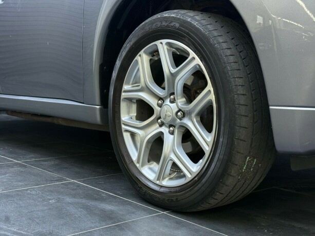 mitsubishi-outlander-elektrisitetbensin-2014-big-8
