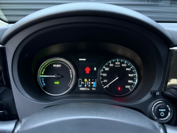 mitsubishi-outlander-elektrisitetbensin-2014-big-14