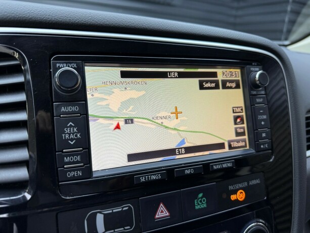 mitsubishi-outlander-elektrisitetbensin-2014-big-18