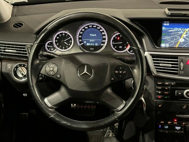 mercedes-benz-e-klasse-diesel-2011-big-15