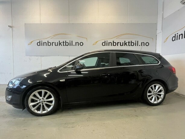 opel-astra-bensin-2012-big-0