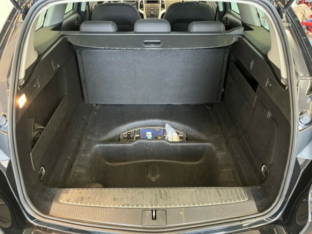 opel-astra-bensin-2012-big-25