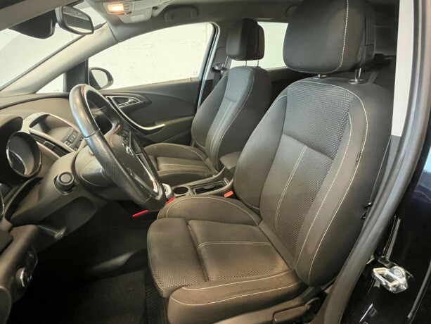 opel-astra-bensin-2012-big-8