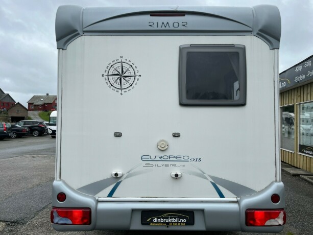 rimor-europeo-91-lav-plassert-seng-truma-varme-god-nyttelast-600kg-under-7meter-reg-for-4-pers-diesel-2010-big-6