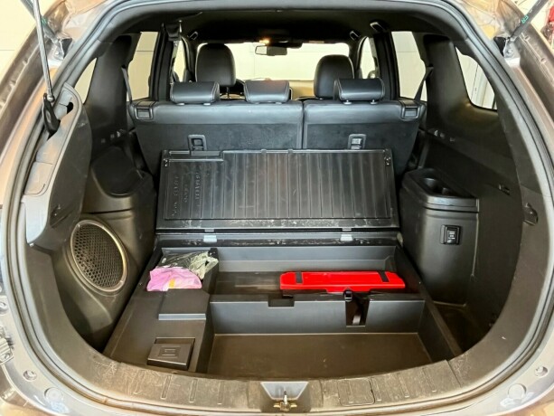 mitsubishi-outlander-elektrisitetbensin-2019-big-4