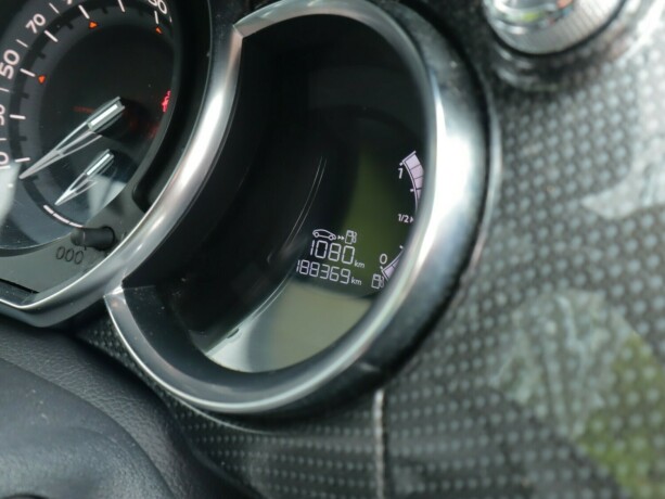 citroen-ds3-diesel-2013-big-15
